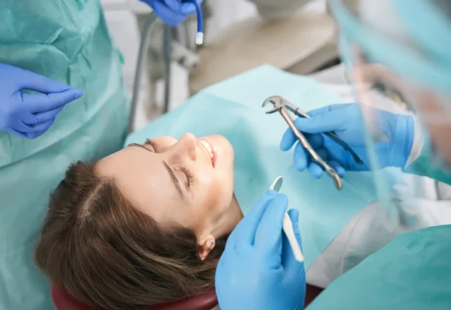 10-Tooth Extraction2 1